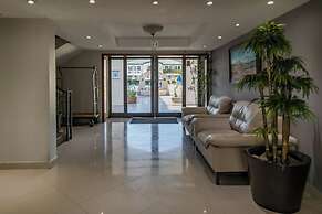 Quinta Dorada Hotel and Suites