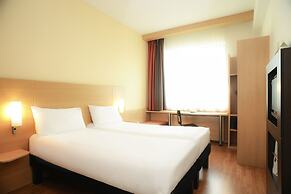 ibis Warszawa Ostrobramska