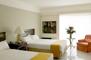Hotel Estelar Altamira