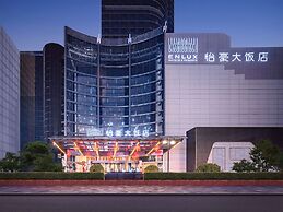 ENLUX HOTEL