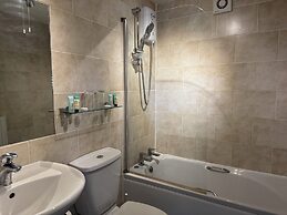 The Oaklands Hotel