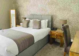 The Oaklands Hotel