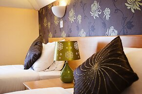 Abbey House Hotel