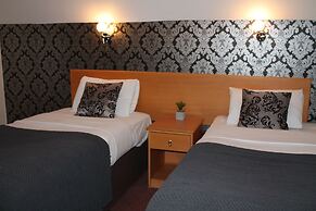 Abbey House Hotel