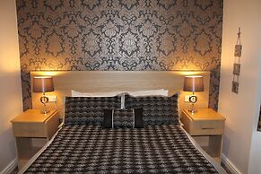 Abbey House Hotel