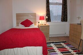 Abbey House Hotel