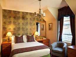 Loch Kinord Hotel