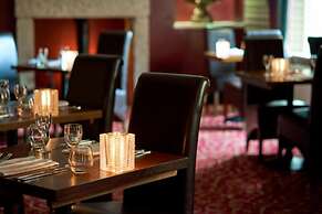 Loch Kinord Hotel