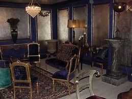 The Pavilion Hotel