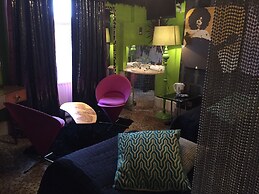 The Pavilion Hotel