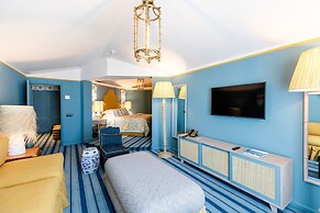 The Albatroz Hotel