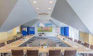 Sport - und Tagungshotel De Poort