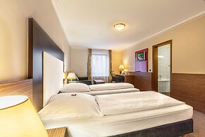 Sport - und Tagungshotel De Poort