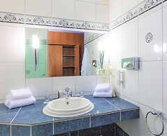 Sport - und Tagungshotel De Poort