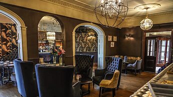 Hardwick Hall Hotel