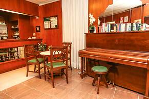Athena Hotel