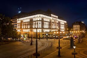 Radisson Blu Carlton Hotel, Bratislava