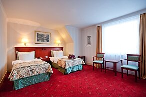 MCC Mazurkas Conference Centre & Hotel