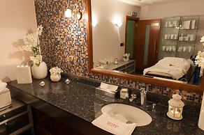 Regent Warsaw Hotel
