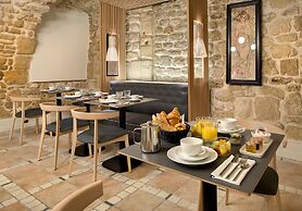 Hotel Les Rives De Notre Dame