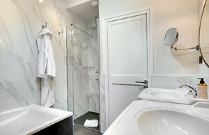 Hotel Les Rives De Notre Dame