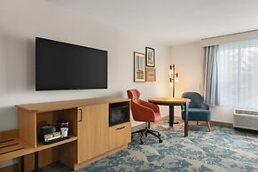 Hampton Inn & Suites by Hilton Langley-Surrey
