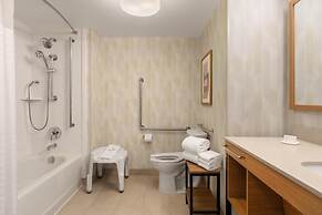Hampton Inn & Suites by Hilton Langley-Surrey