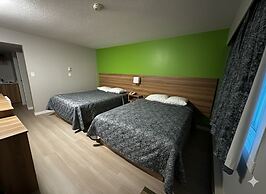 Quesnel Inn