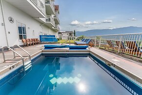 Prestige Harbourfront Resort, WorldHotels Luxury