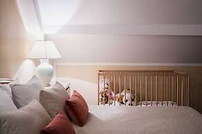 Booking Hotel & Spa