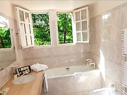 Golf Hotel Resort Val De Sorne