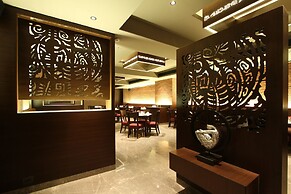 Hotel Express Residency