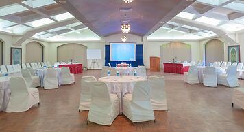 Nanu Beach Resort and Spa