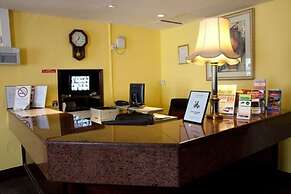 Rose Court Hotel