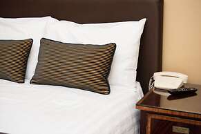 Rose Court Hotel
