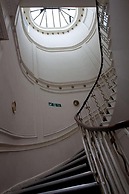 Rose Court Hotel