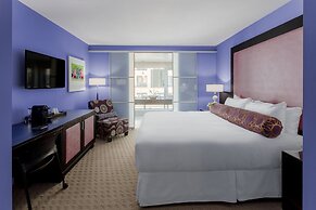 OPUS Hotel Vancouver