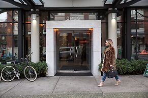 OPUS Hotel Vancouver