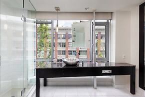 OPUS Hotel Vancouver