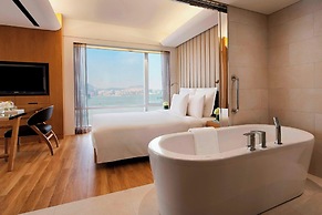 Renaissance Harbour View Hotel Hong Kong