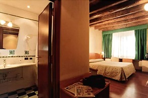 Hotel Corot