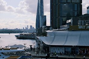 Metro Apartments on Darling Harbour - Sydney
