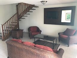 Coconut Court Beach Hotel