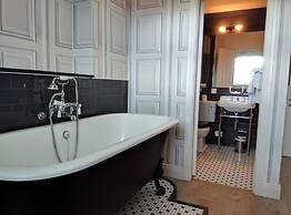 Pembroke Townhouse
