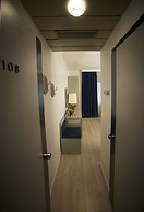 Club Hotel