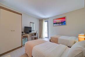 Palace Hotel Athens Riviera
