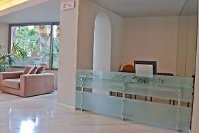 Palace Hotel Athens Riviera
