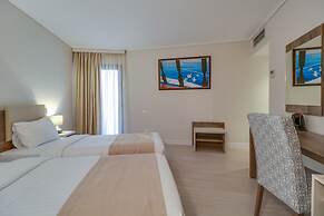 Palace Hotel Athens Riviera