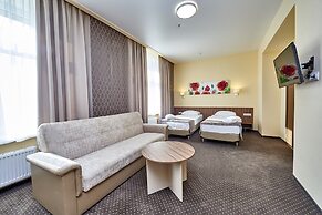 Rossiya Hotel