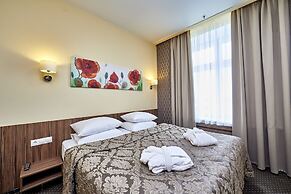 Rossiya Hotel